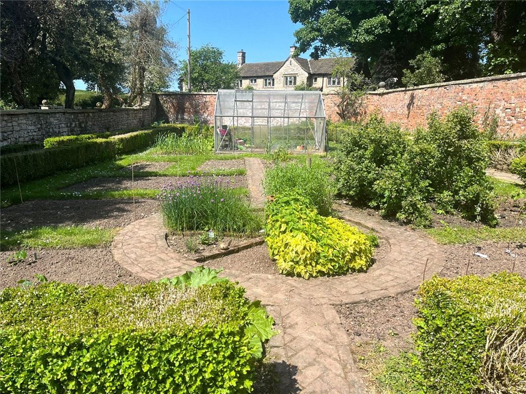 3 bedroom cottage, White Quarry Cottage, Chantry Lane LS24