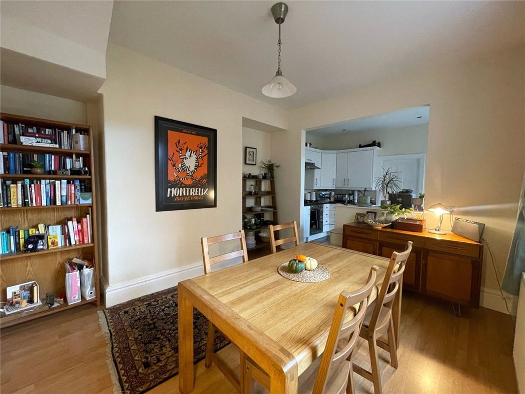 1 bedroom flat, Flat 1, 14 St Georges Road HG2