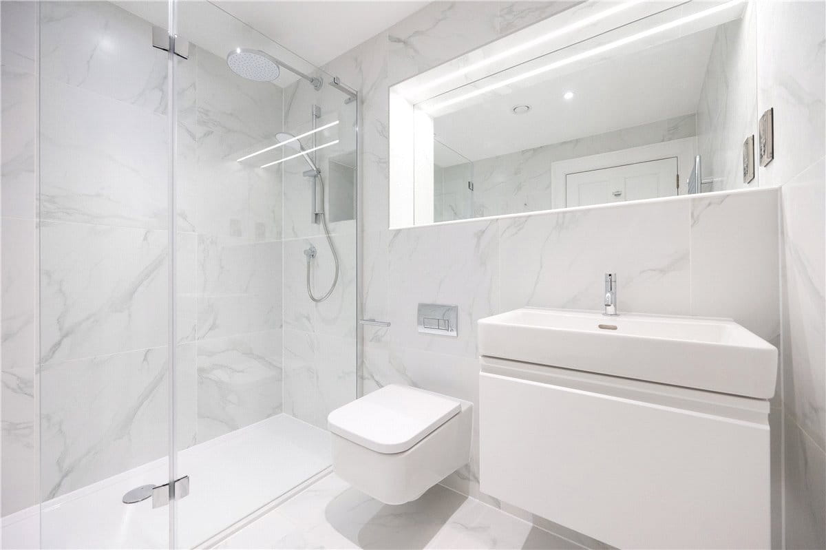 2 bedroom flat, Shrewsbury, Ledston Hall, Back Newton Lane WF10