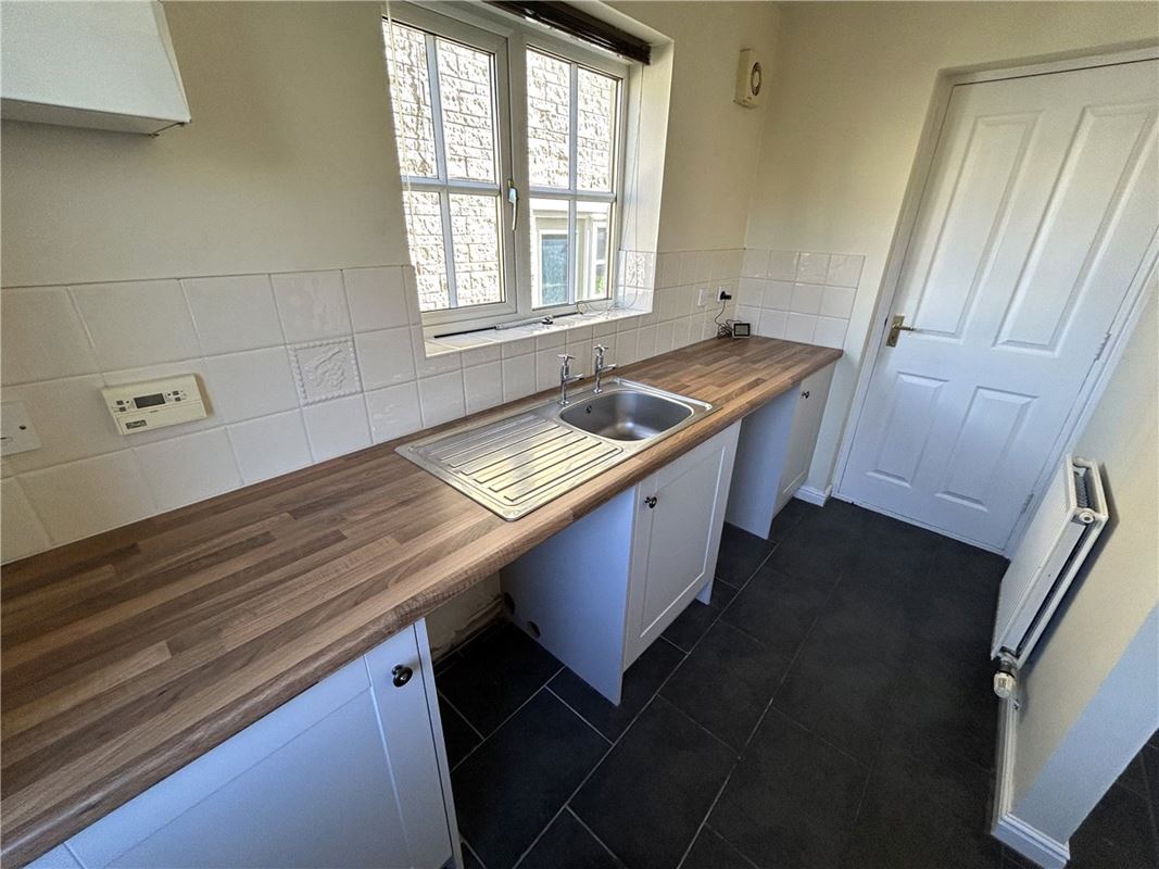 4 bedroom house, Chapman Court, Barnoldswick BB18 - Under Offer