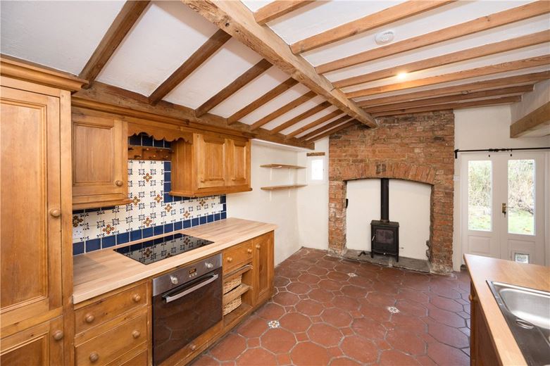 4 bedroom cottage, The Green, Kirklington DL8