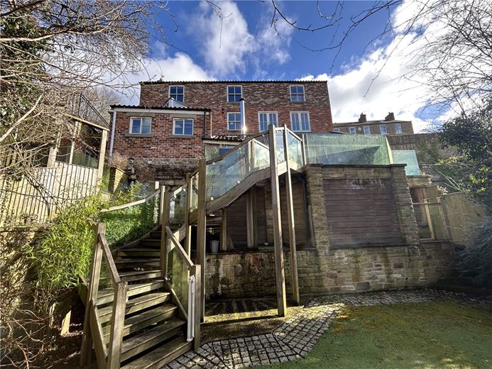 4 bedroom house, Castle Road, Pickering YO18