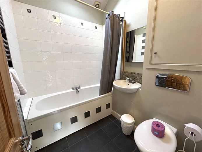 4 bedroom house, Castle Road, Pickering YO18