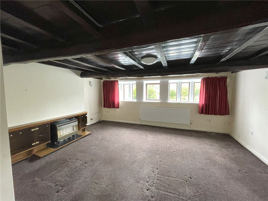  Farm, 1 Copside, Huddersfield HD7 - Available