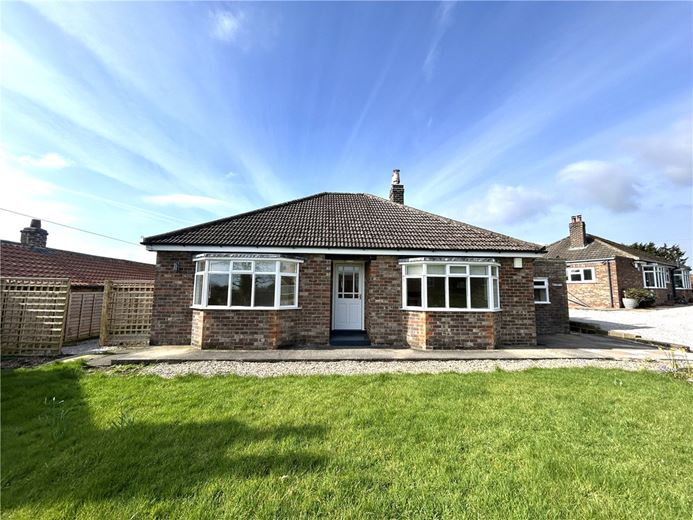 2 bedroom bungalow, Hunsingore, Wetherby LS22 - Available