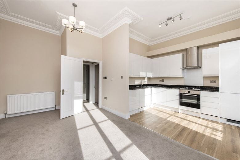 1 bedroom flat, Norland Square, Holland Park W11 - Let Agreed