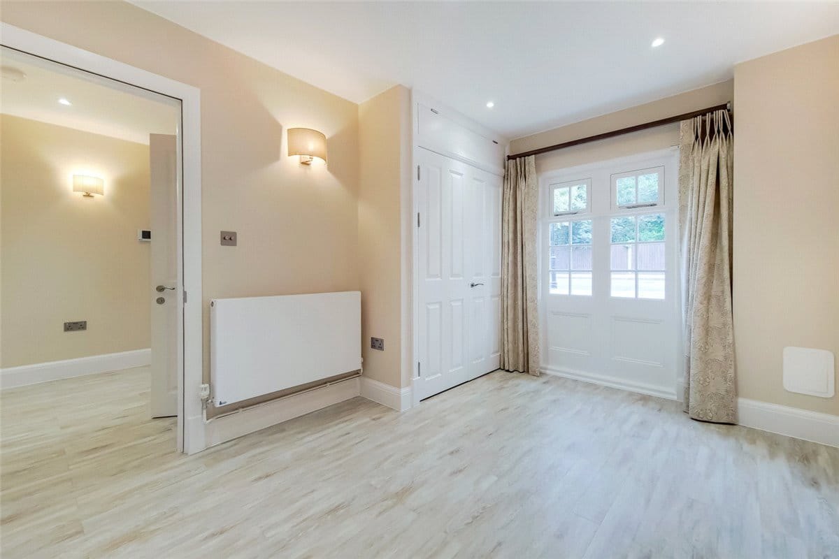 4 bedroom house, Abbotsbury Road, Holland Park W14 - Available