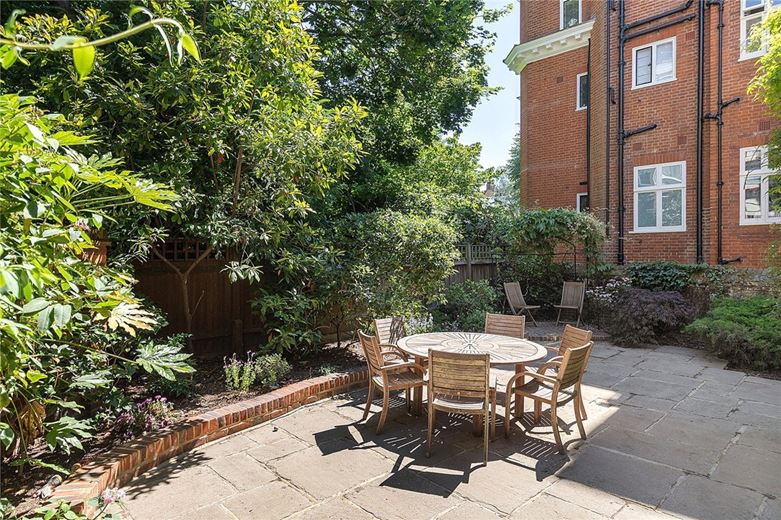 4 bedroom house, Melbury Road, London W14 - Available