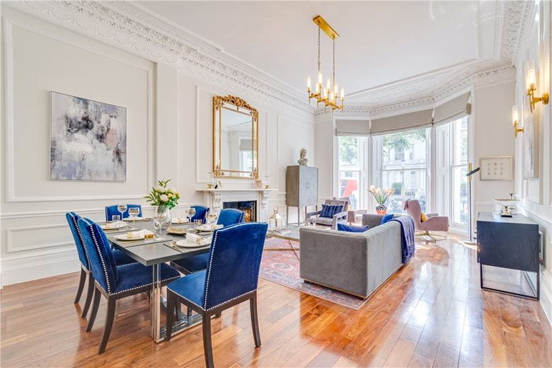 3 bedroom flat, Holland Park, Holland Park W11 - Available