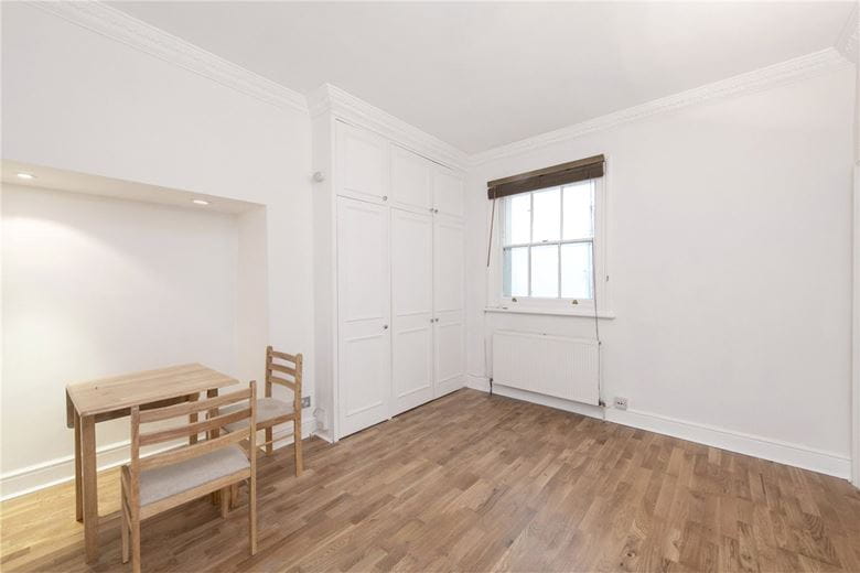1 bedroom flat, Chesham Place, Belgravia SW1X - Let Agreed