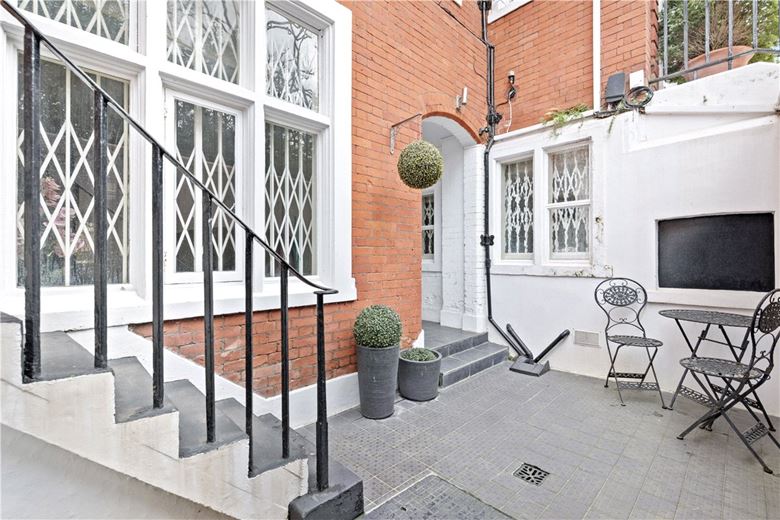 1 bedroom flat, Lennox Gardens, Knightsbridge SW1X - Available