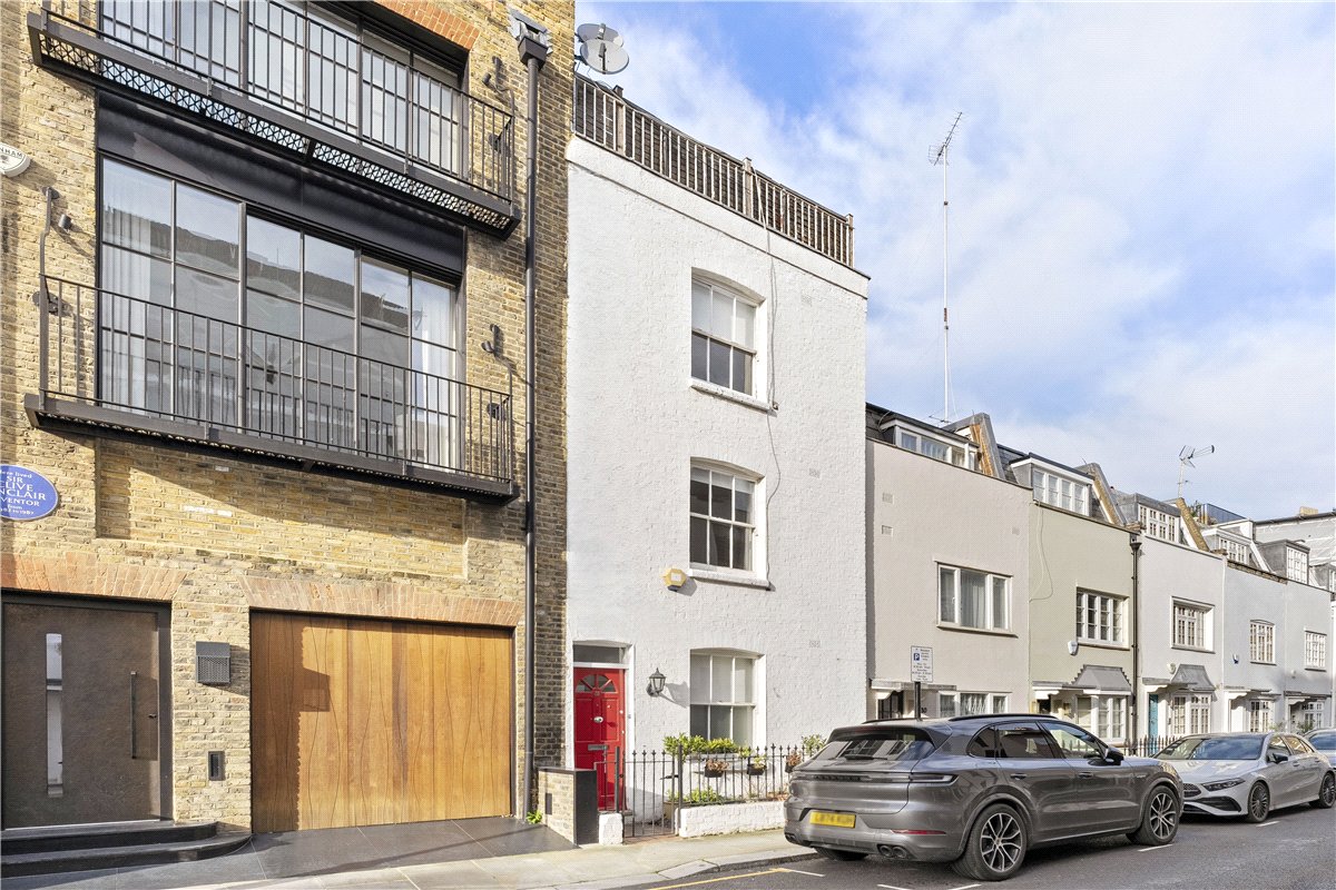 4 bedroom house, Donne Place, Chelsea SW3 - Available