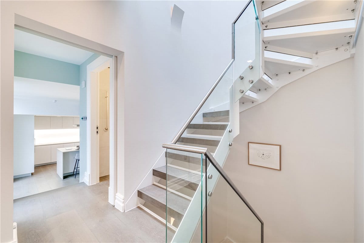 4 bedroom house, Queens Gate Mews, London SW7 - Available