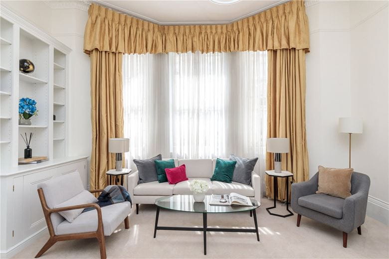 2 bedroom flat, Onslow Gardens, South Kensington SW7 - Available