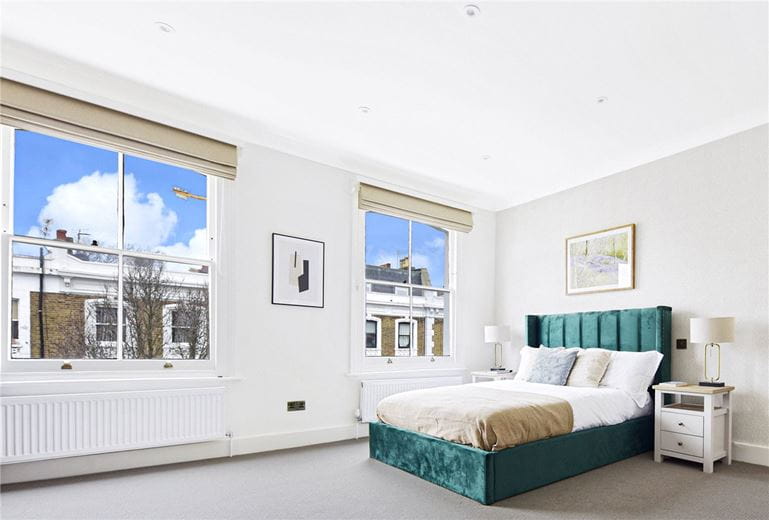 4 bedroom house, St Lawrence Terrace, North Kensington W10 - Available