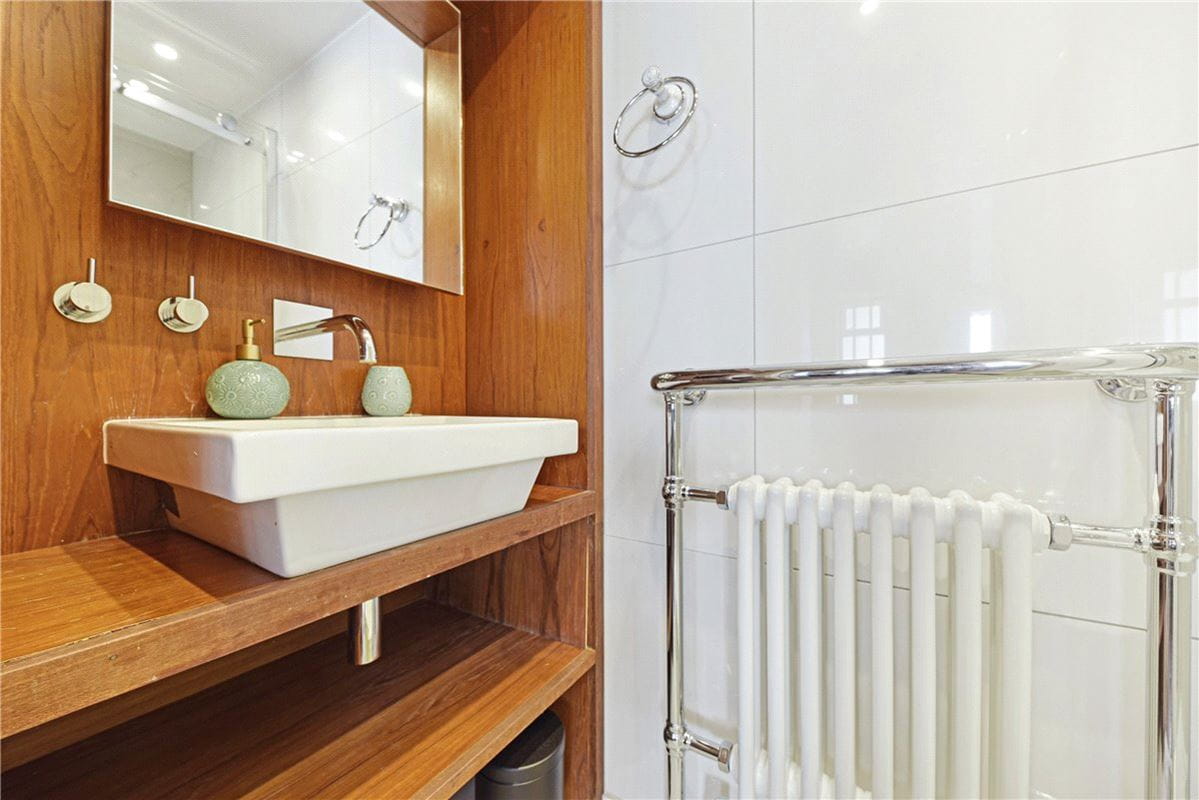 3 bedroom flat, Rosary Gardens, South Kensington SW7 - Available