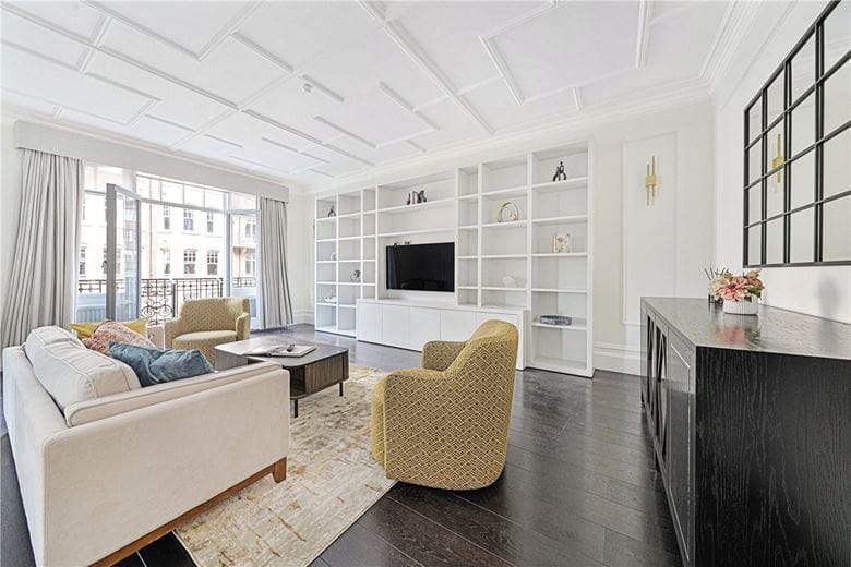 5 bedroom flat, Oakwood Court, Holland Park W14 - Available