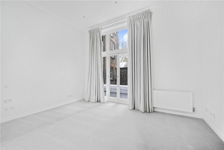 1 bedroom flat, Brompton Road, London SW3 - Available