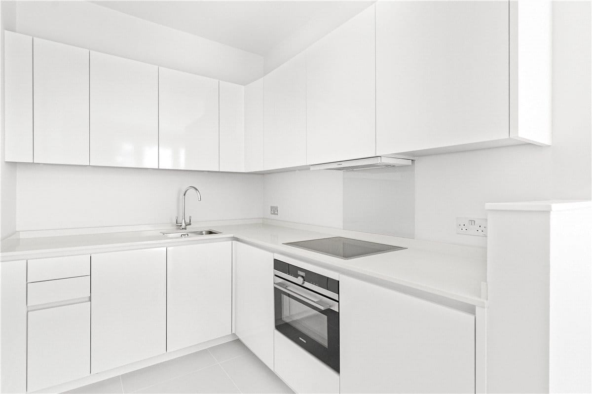 1 bedroom flat, Egerton Gardens Mews, Knightsbridge SW3 - Available