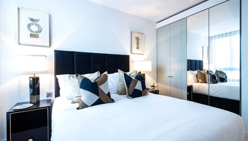 1 bedroom flat, Edgware Road, London W2 - Available