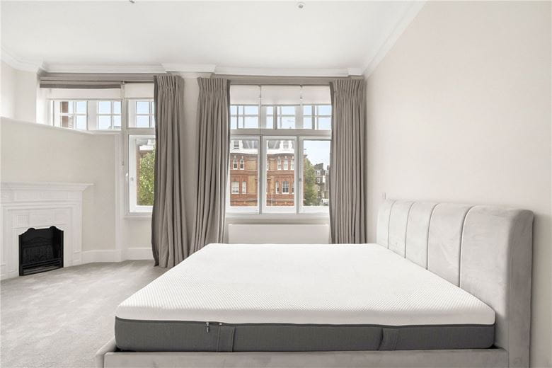 2 bedroom flat, Exhibition Road, South Kensington SW7 - Available