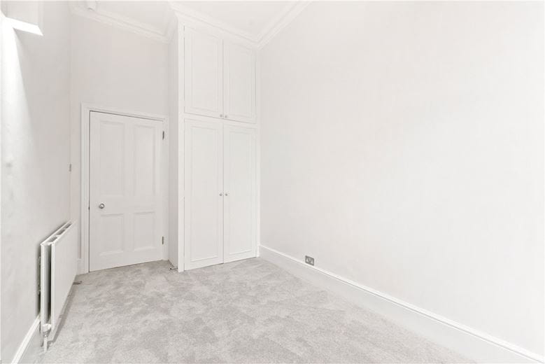 3 bedroom maisonette, Egerton Gardens, Knightsbridge SW3 - Available