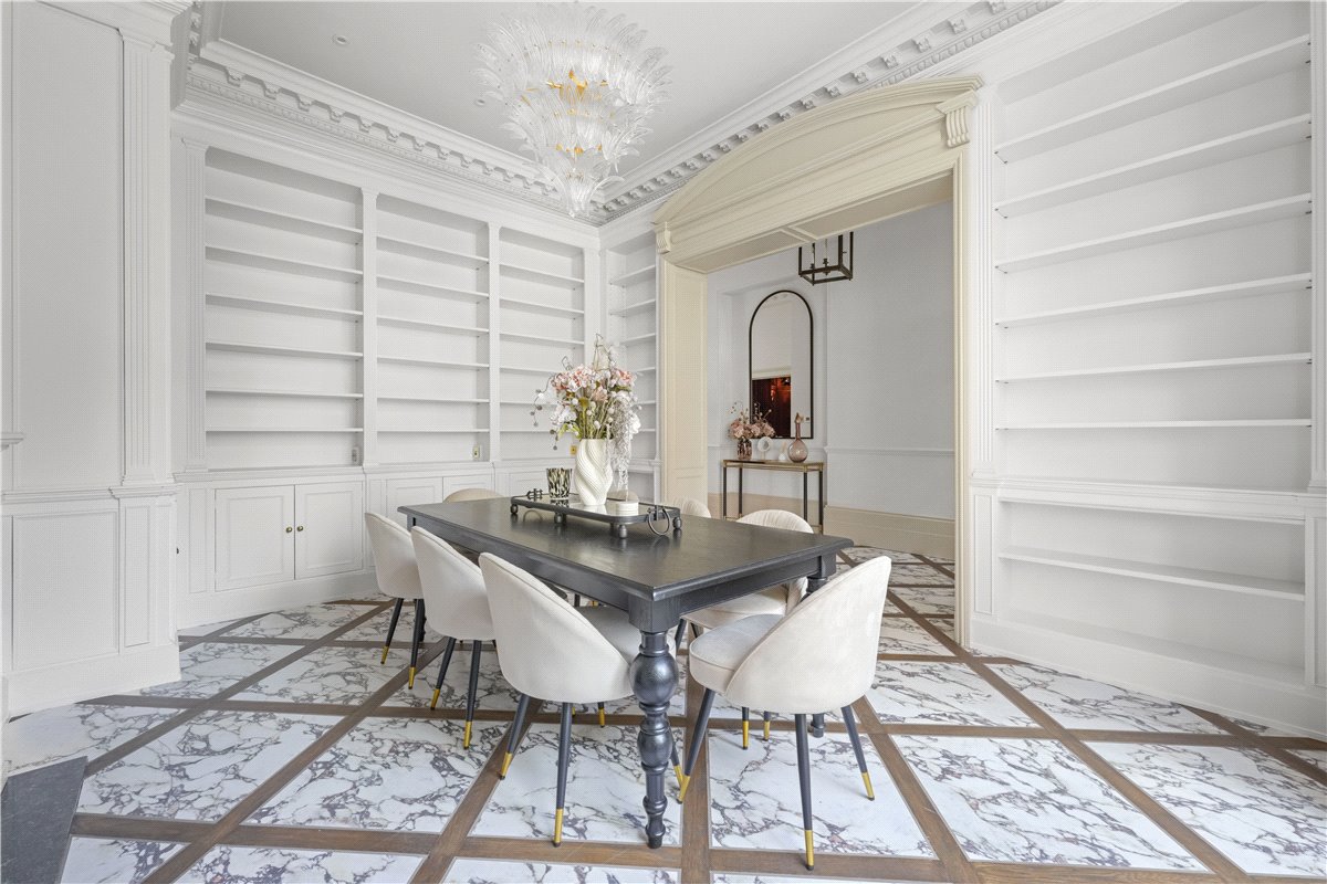 6 bedroom house, Ennismore Gardens, Knightsbridge SW7 - Available