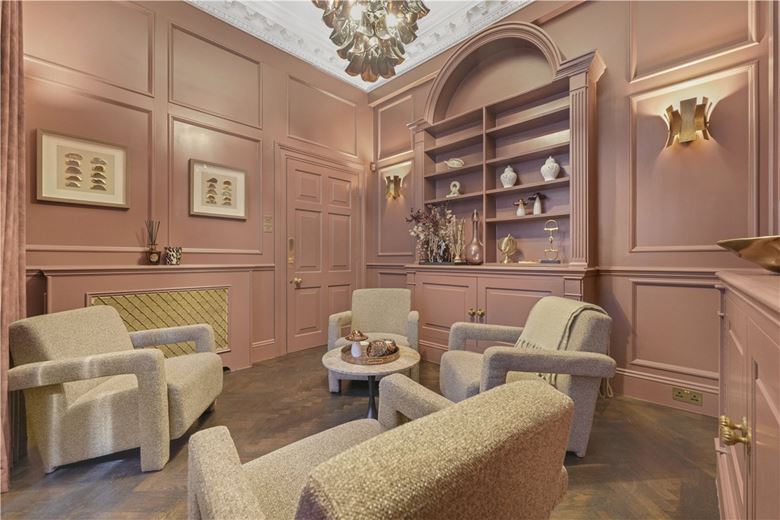 6 bedroom house, Ennismore Gardens, Knightsbridge SW7 - Available