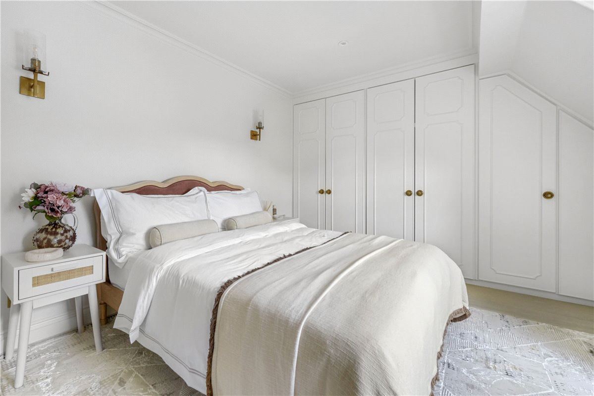 6 bedroom house, Ennismore Gardens, Knightsbridge SW7 - Available