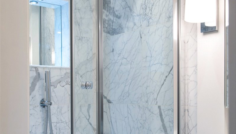 2 bedroom flat, Fulham Road, London SW3 - Available