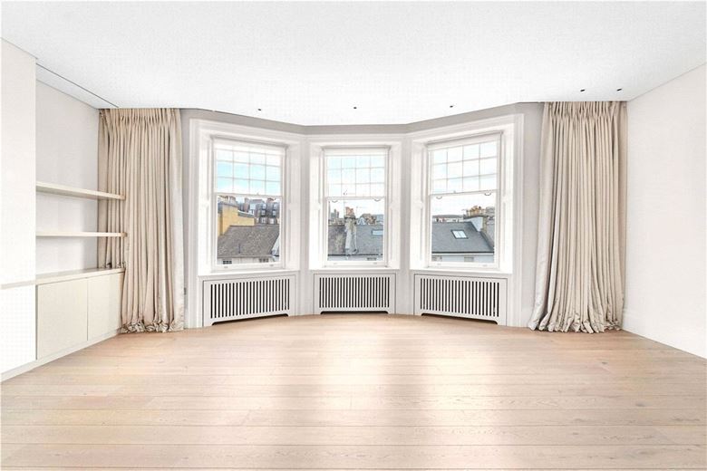 4 bedroom flat, Wynnstay Gardens, Allen Street W8 - Available