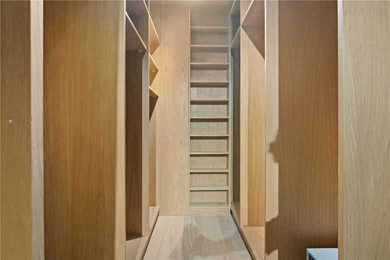 3 bedroom flat, Cadogan Square, Knightsbridge SW1X - Available