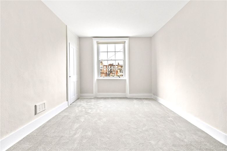2 bedroom flat, Thurloe Street, South Kensington SW7 - Available