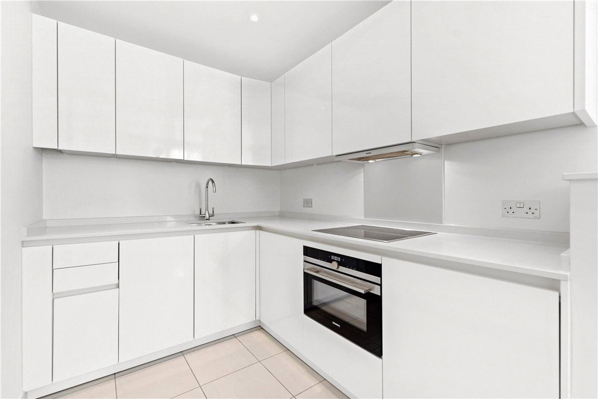 1 bedroom flat, Egerton Gardens Mews, Knightsbridge SW3