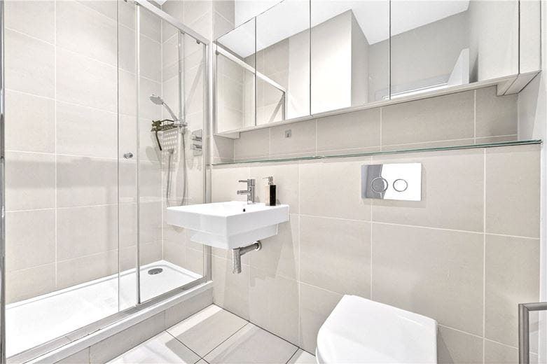 1 bedroom flat, Egerton Gardens Mews, Knightsbridge SW3 - Available