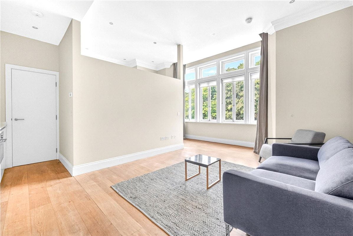 1 bedroom flat, Egerton Gardens Mews, Knightsbridge SW3 - Available