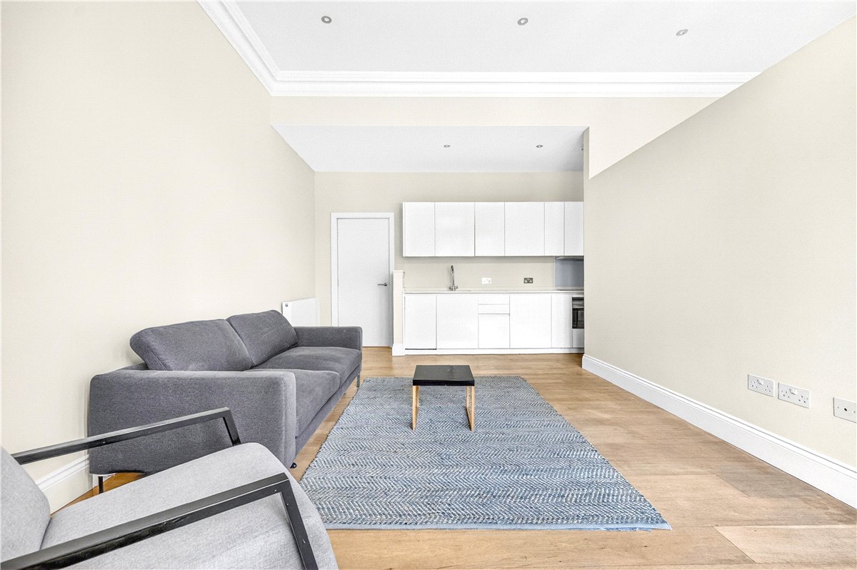 1 bedroom flat, Egerton Gardens Mews, Knightsbridge SW3 - Available