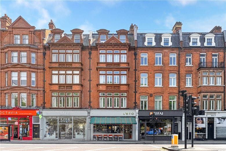 1 bedroom flat, Egerton Gardens Mews, Knightsbridge SW3 - Available