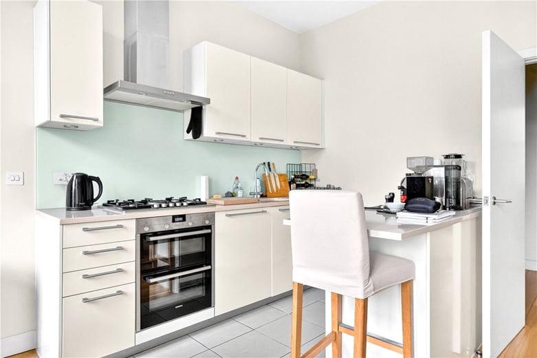 1 bedroom flat, Brompton Road, Knightsbridge SW3 - Available