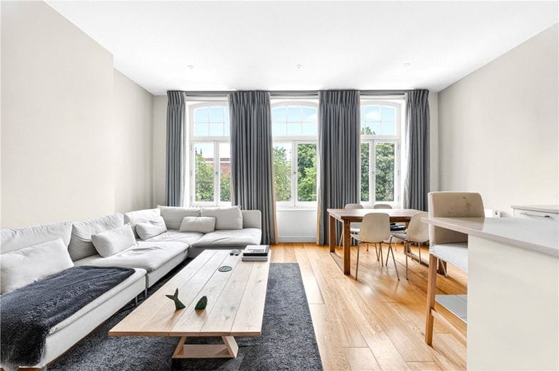 1 bedroom flat, Brompton Road, Knightsbridge SW3 - Available