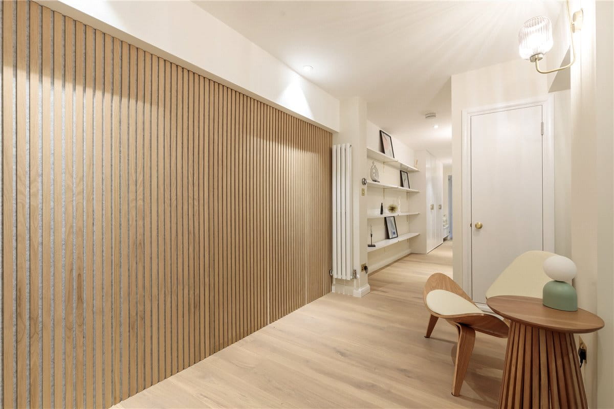 3 bedroom maisonette, Cornwall Gardens, South Kensington SW7 - Available