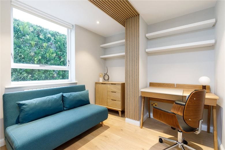 3 bedroom maisonette, Cornwall Gardens, South Kensington SW7 - Available