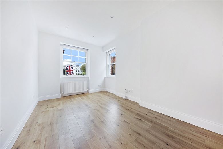 1 bedroom flat, 5 Egerton Terrace, Knightsbridge SW3 - Available