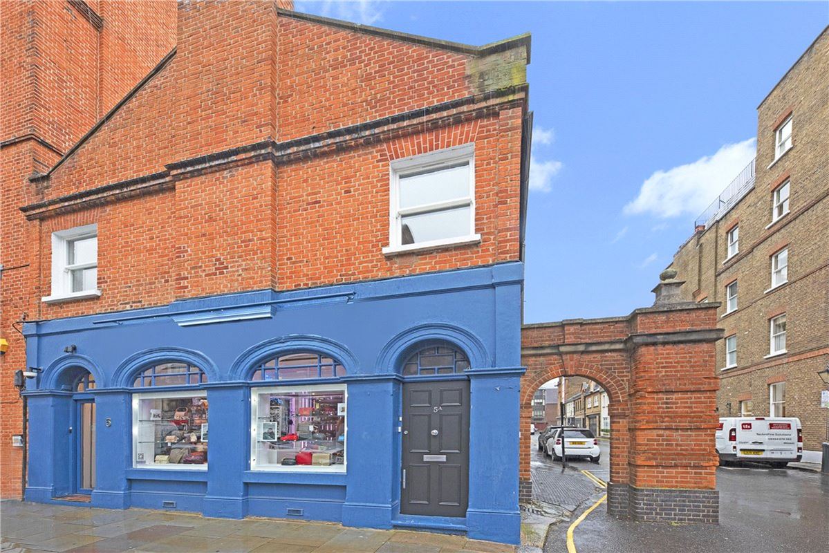 1 bedroom flat, 5 Egerton Terrace, Knightsbridge SW3 - Available