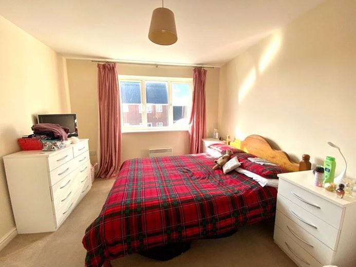 3 bedroom house, Smiths Close, Pewsey SN9 - Available