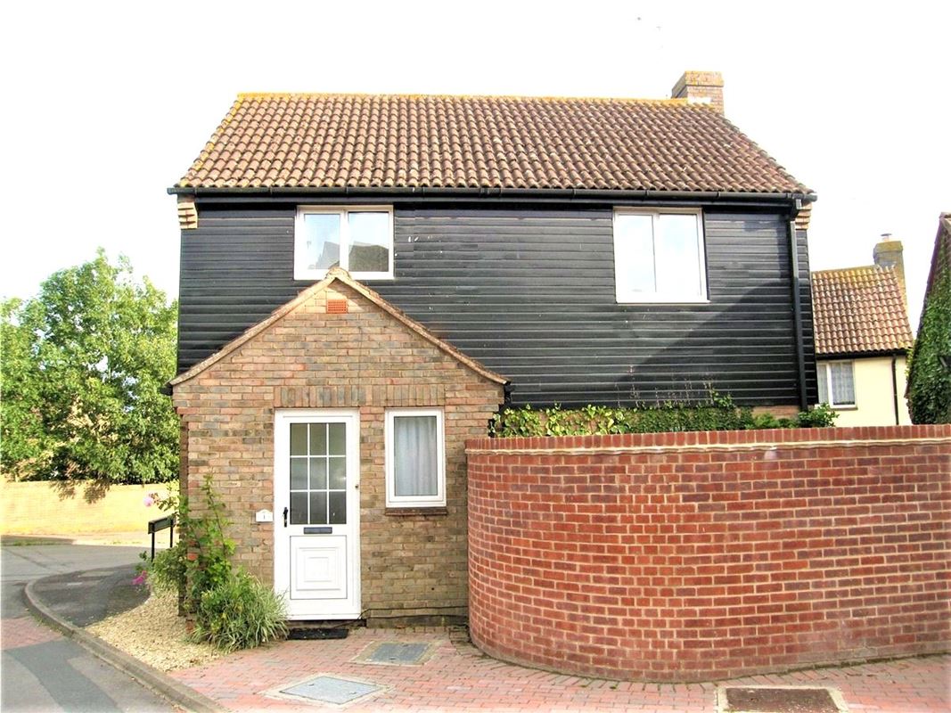 3 bedroom house, Squires Hill Close, Woodshaw SN4 - Let Agreed