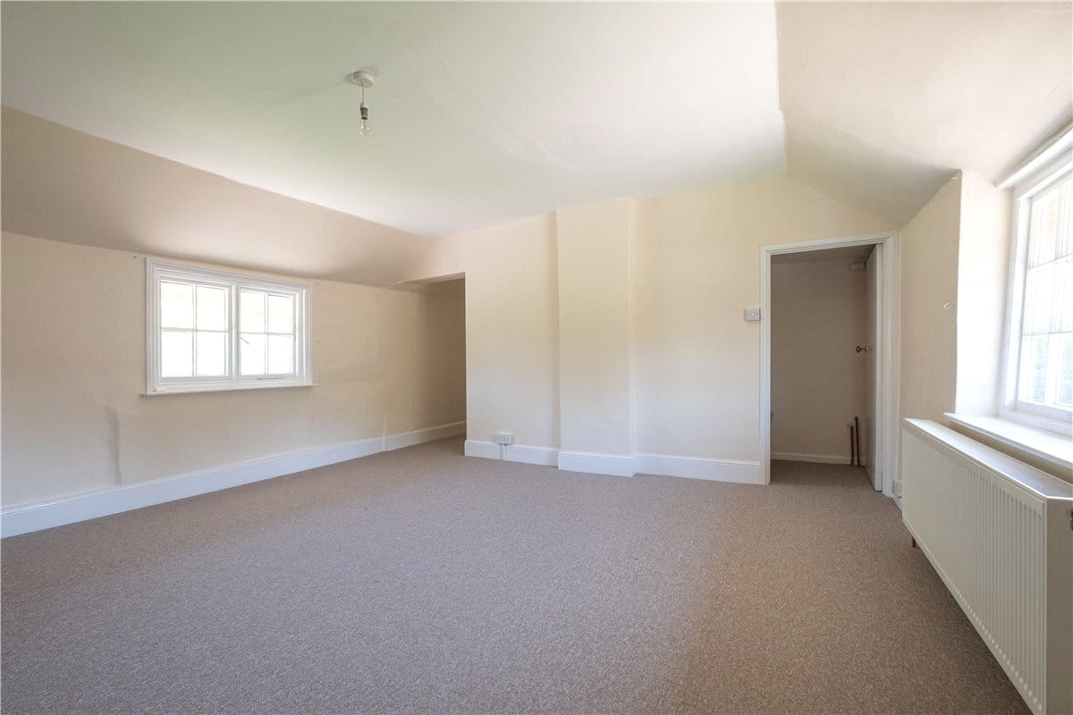 3 bedroom cottage, Church Road, Manningford Bruce SN9 - Available