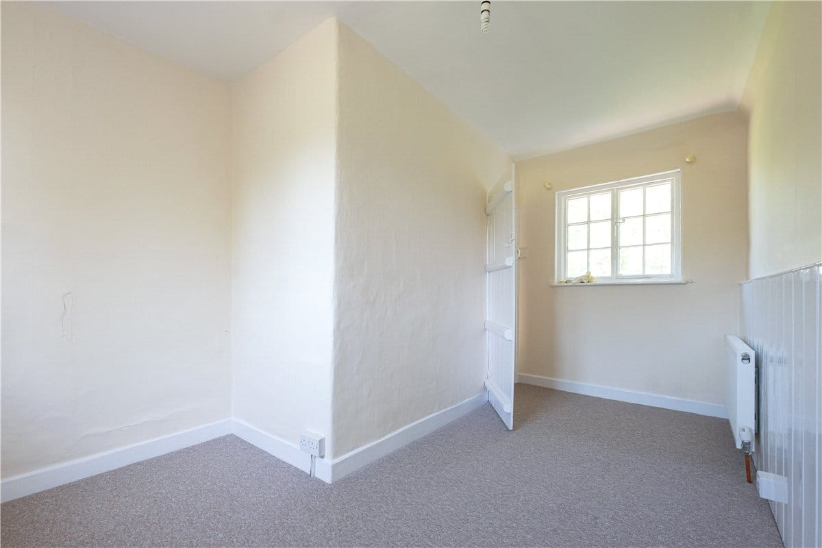 3 bedroom cottage, Church Road, Manningford Bruce SN9 - Available