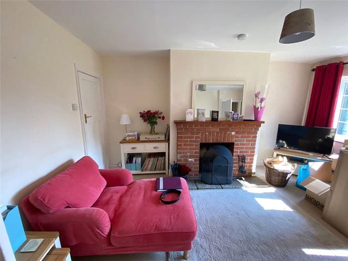 3 bedroom cottage, New Cottages, Redenham SP11 - Let Agreed