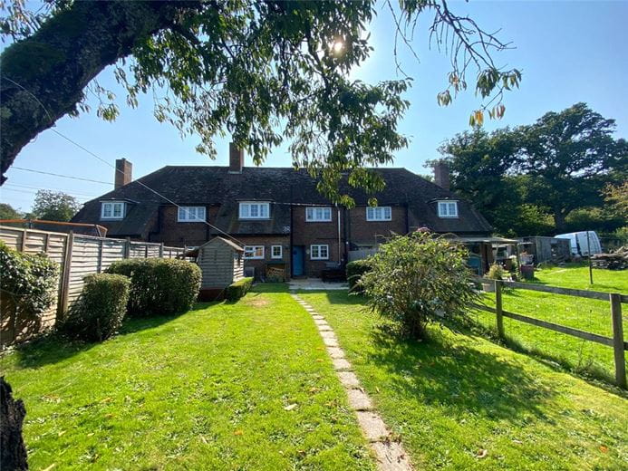 3 bedroom cottage, New Cottages, Redenham SP11 - Let Agreed